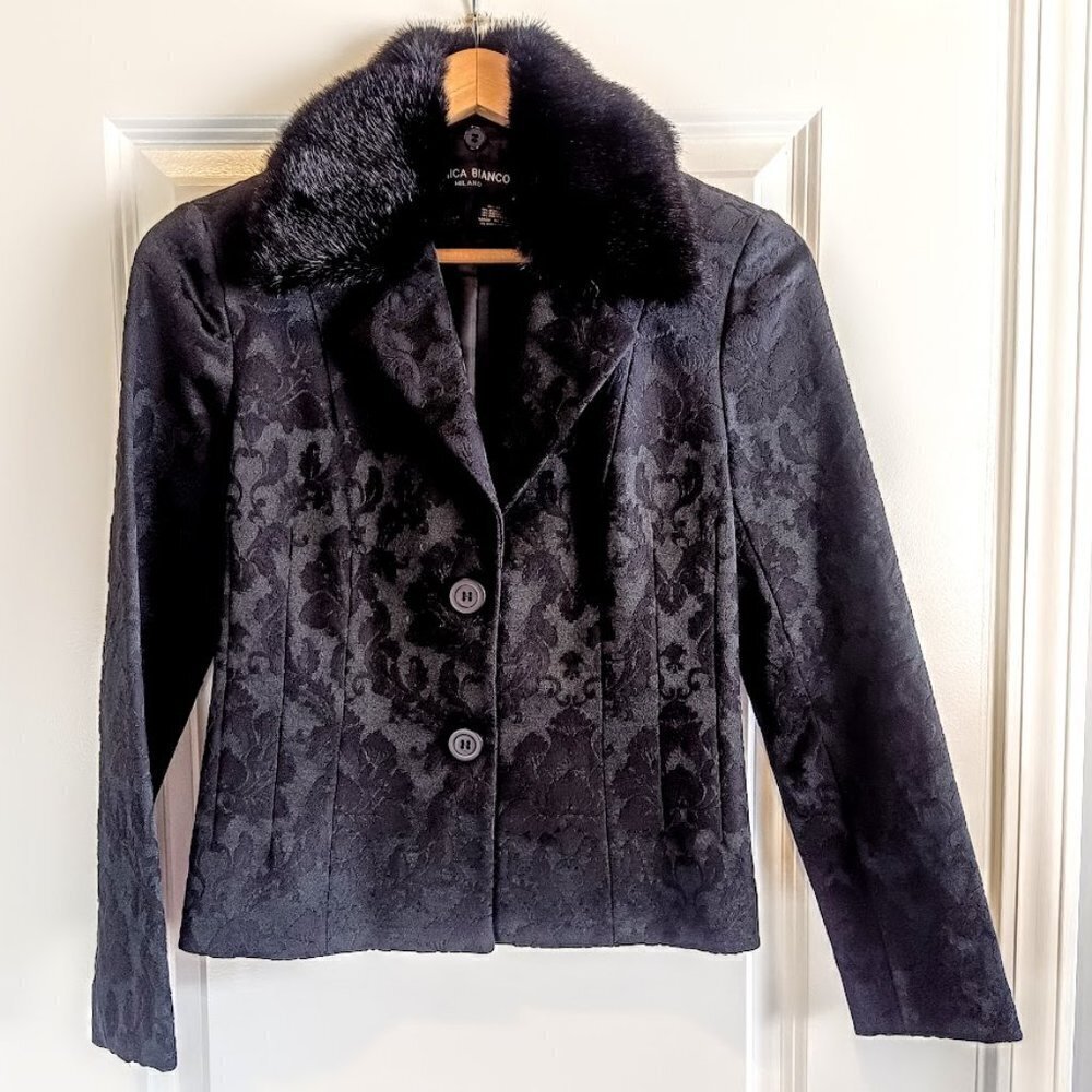 Monica Bianco Black Brocade Faux Fur Collar Made in Italy Blazer